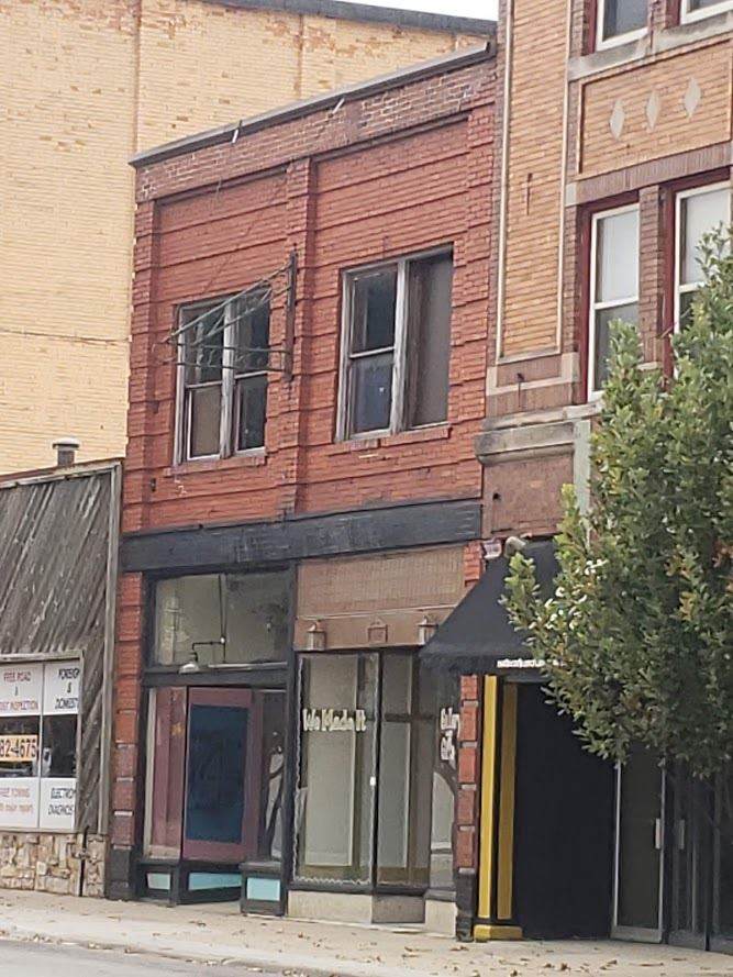 218 Mechanic St - Photo 1