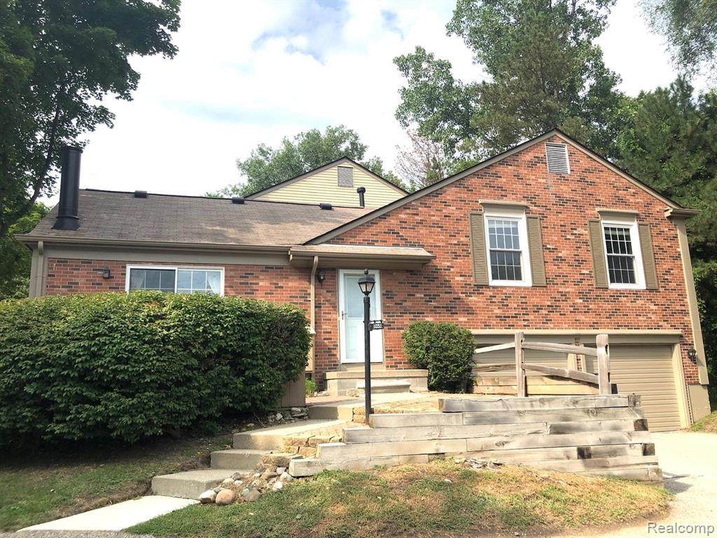 1051 Paint Creek Ln - Photo 1