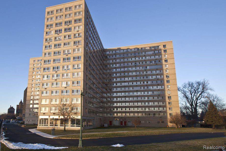 8900 Jefferson Ave - Photo 1