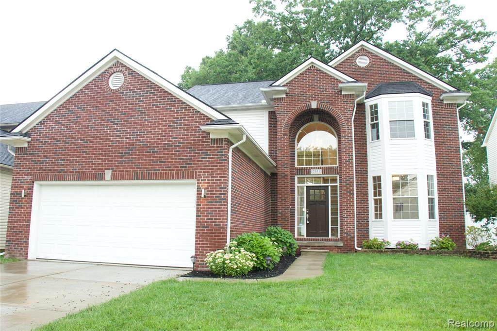 2351 Kirkton Dr - Photo 1