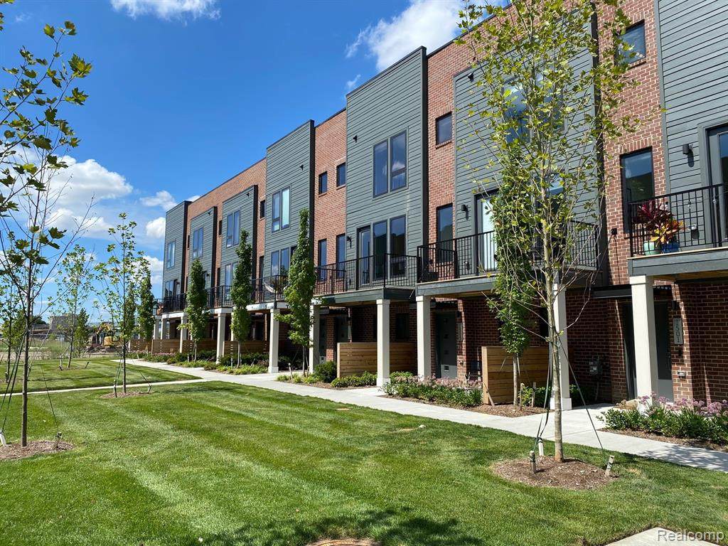 1507 W. Fisher Fwy - Photo 1