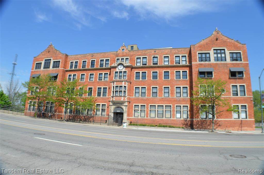 6533 Jefferson Ave - Photo 1
