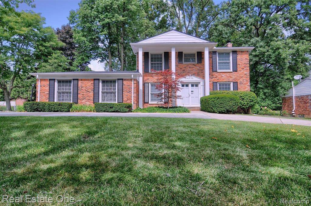 4338 Pinehurst Dr - Photo 1