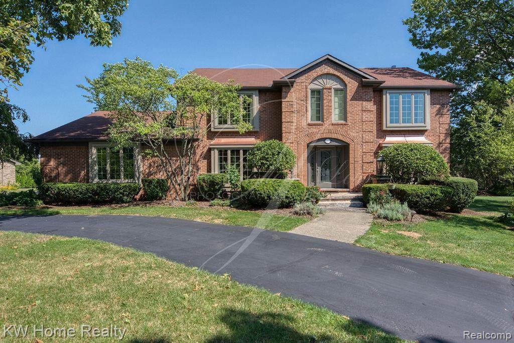 2070 Wabeek Hill Crt W - Photo 1
