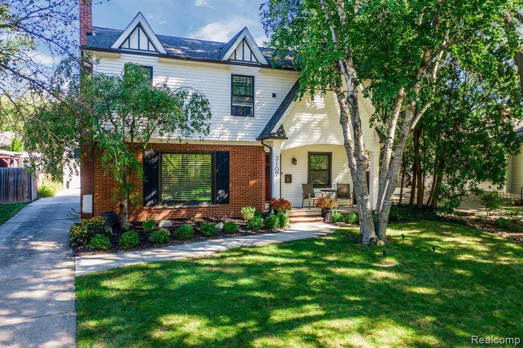 3107 Vinsetta Blvd - Photo 1