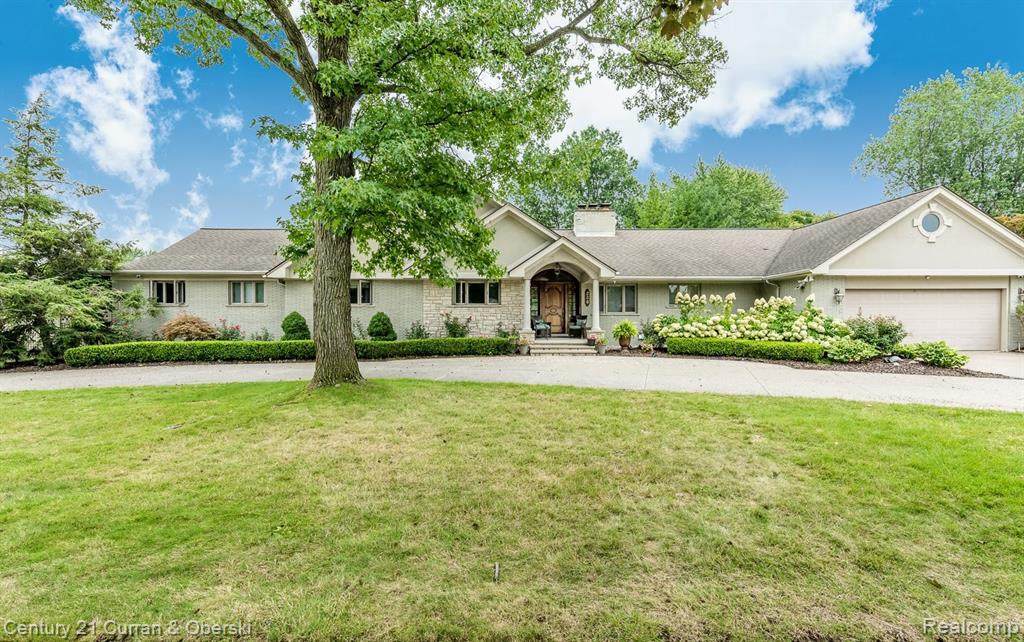 236 Brentwood Dr - Photo 1