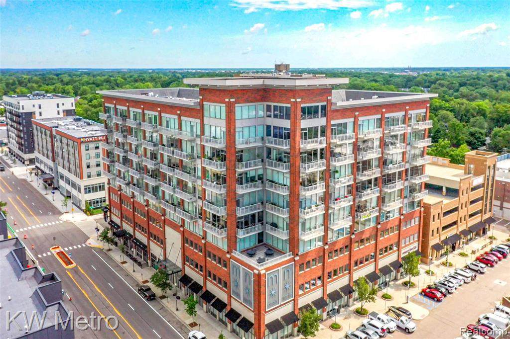 350 Main St - Photo 1