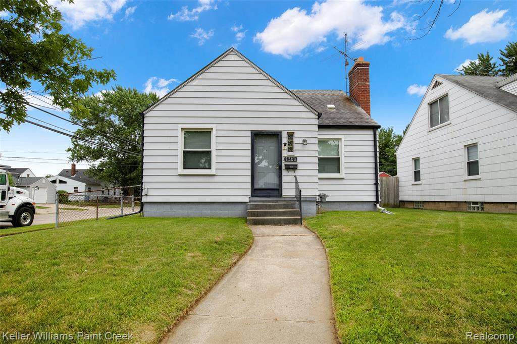 2280 Mahan St - Photo 1