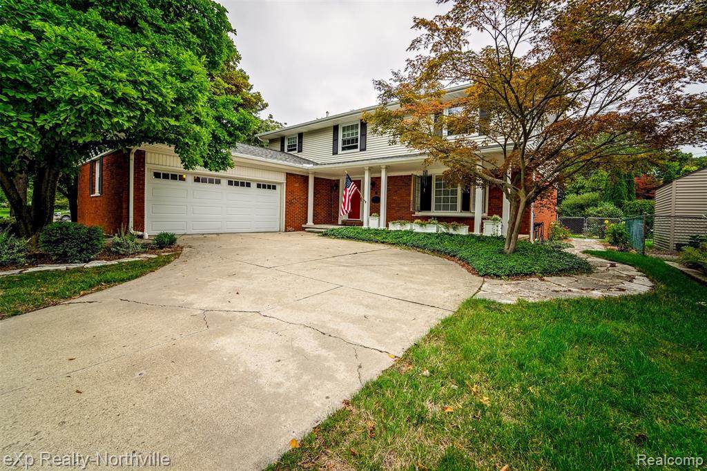 1529 Boxford St - Photo 1