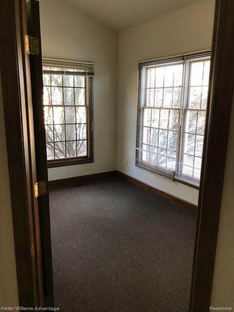 4345 Meigs Ave - Photo 1