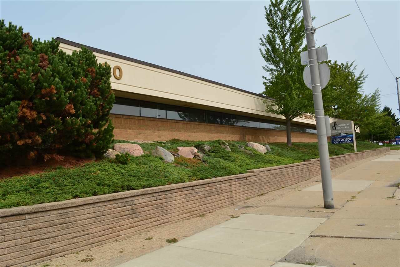 900 Michigan Ave - Photo 1