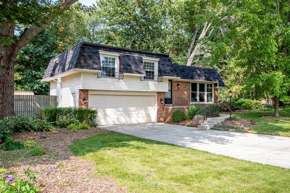 3376 Westlane - Photo 1