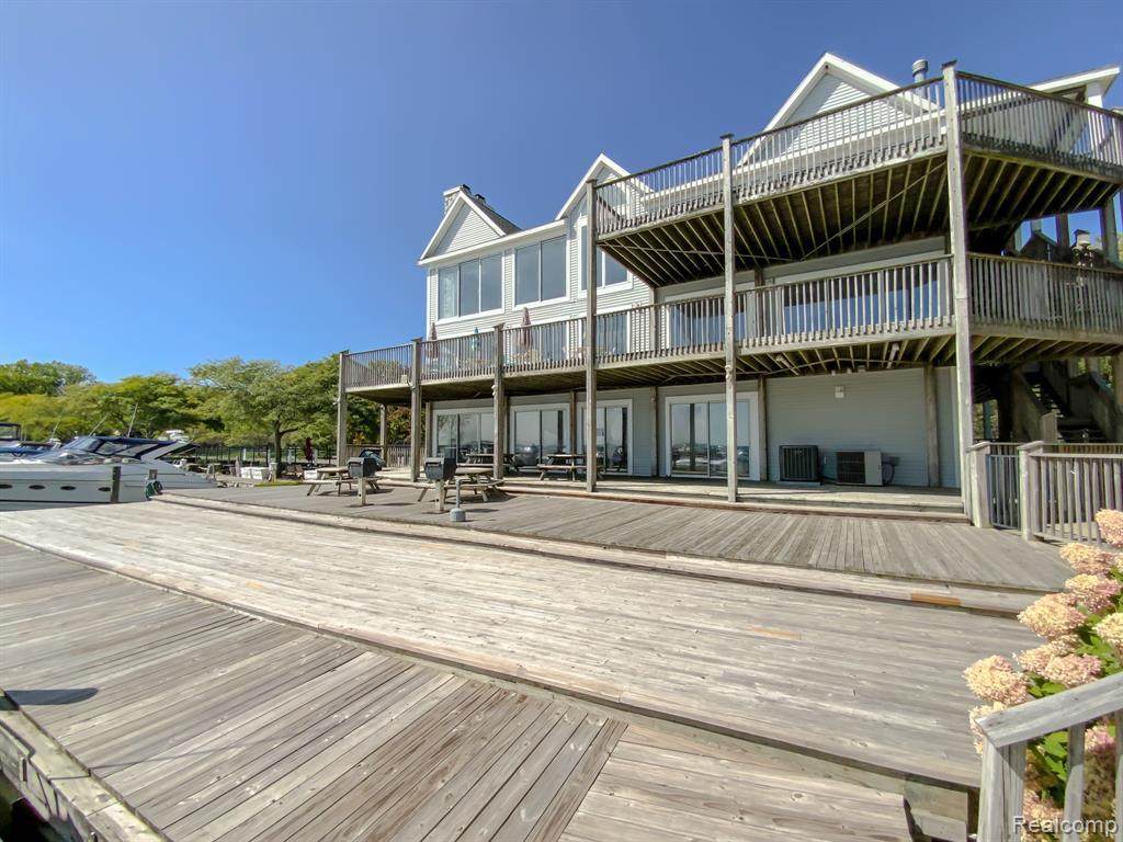 37512 Jefferson Ave - Photo 1