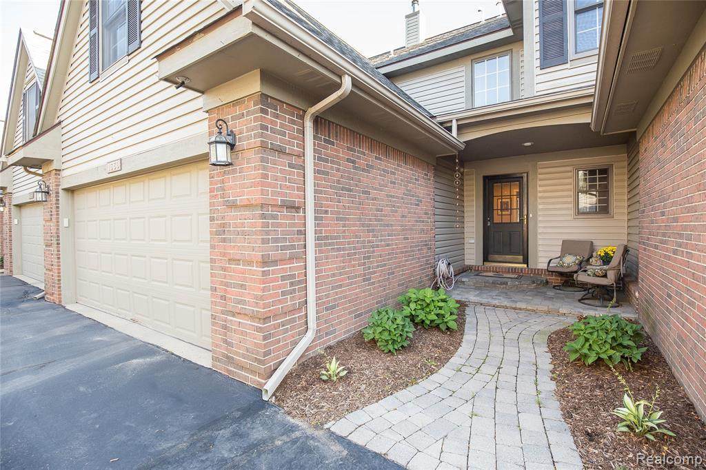 1660 Normandy Rd - Photo 1