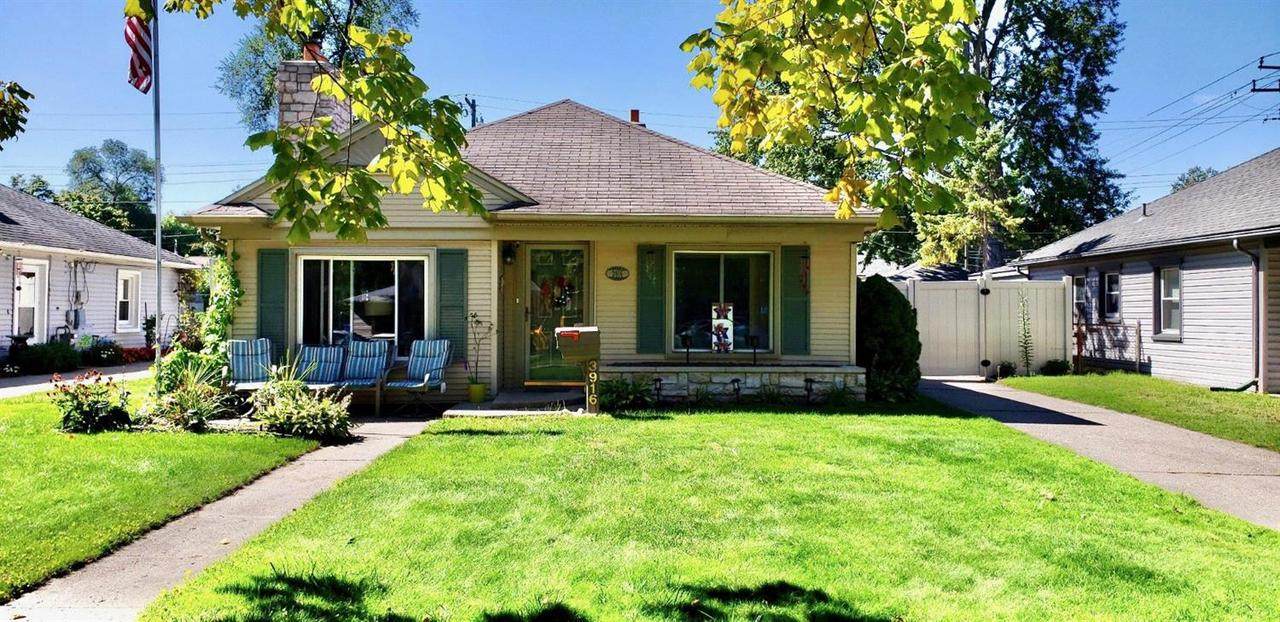 3916 Madison St - Photo 1