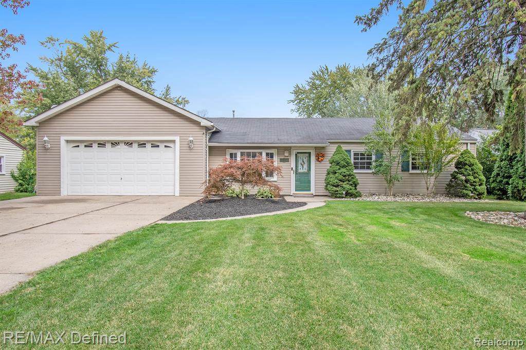 37196 Garvin St - Photo 1