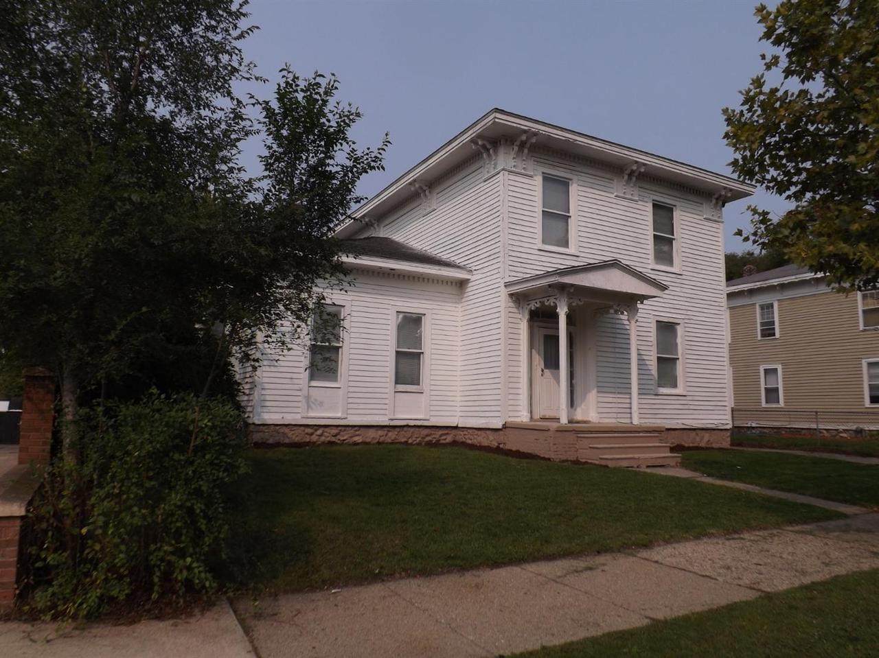9 River St - Photo 1