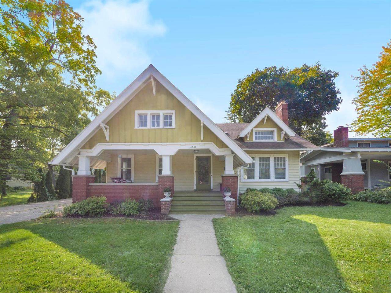 1033 Washtenaw Rd - Photo 1