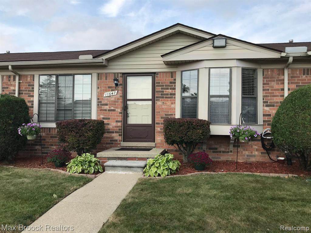 11647 Lynhurst Dr - Photo 1
