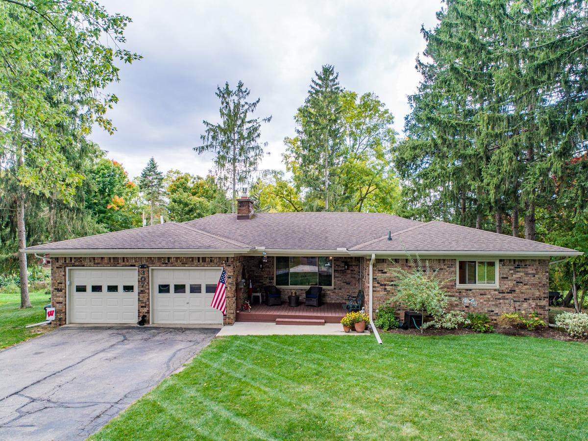 307 Taylor Ln - Photo 1