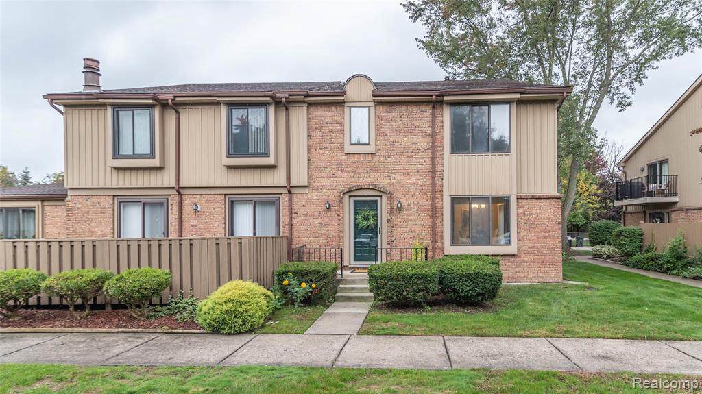 41627 Bedford - Photo 1