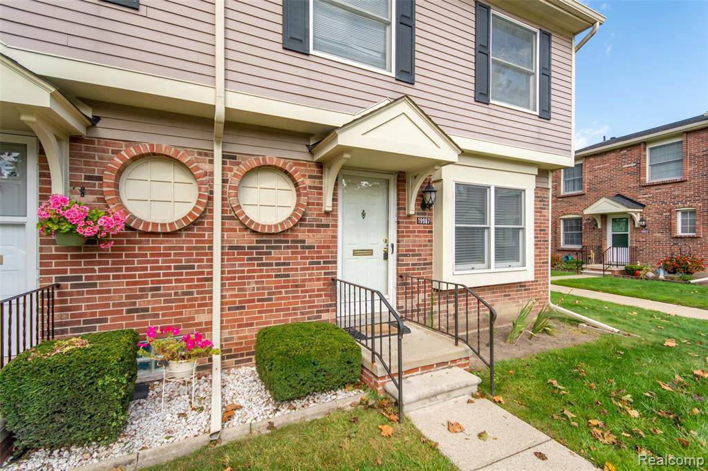 19967 Great Oaks Circle South - Photo 1