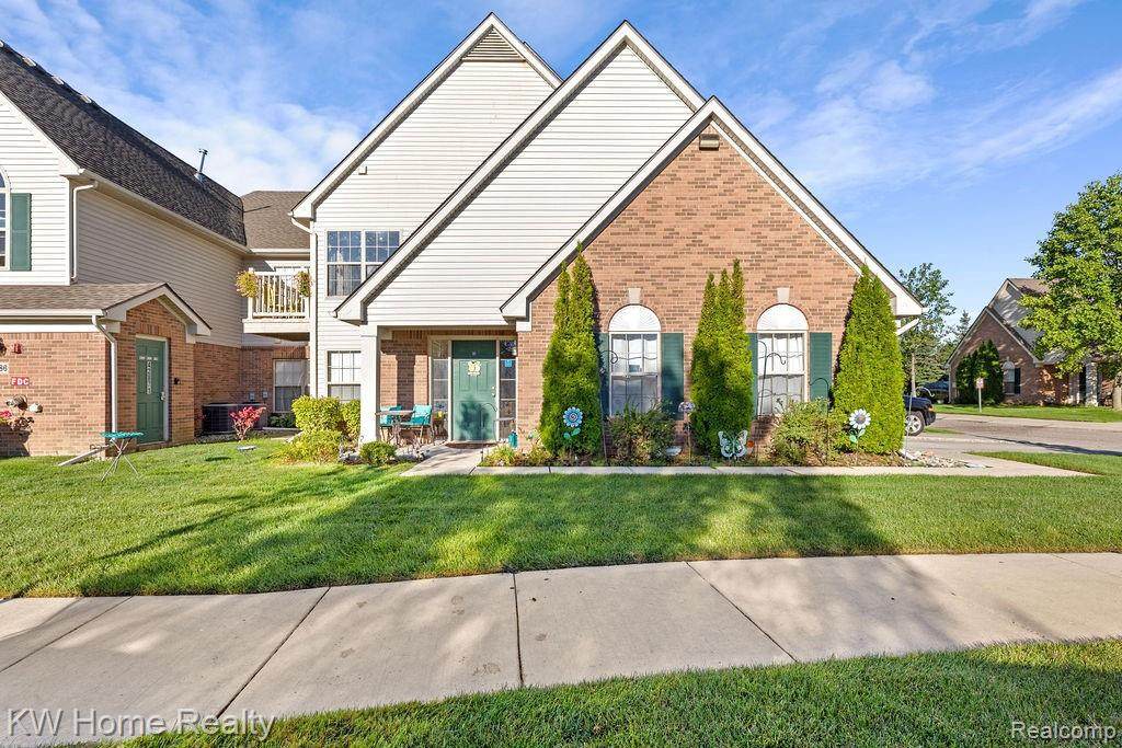 42882 Patty Ln - Photo 1
