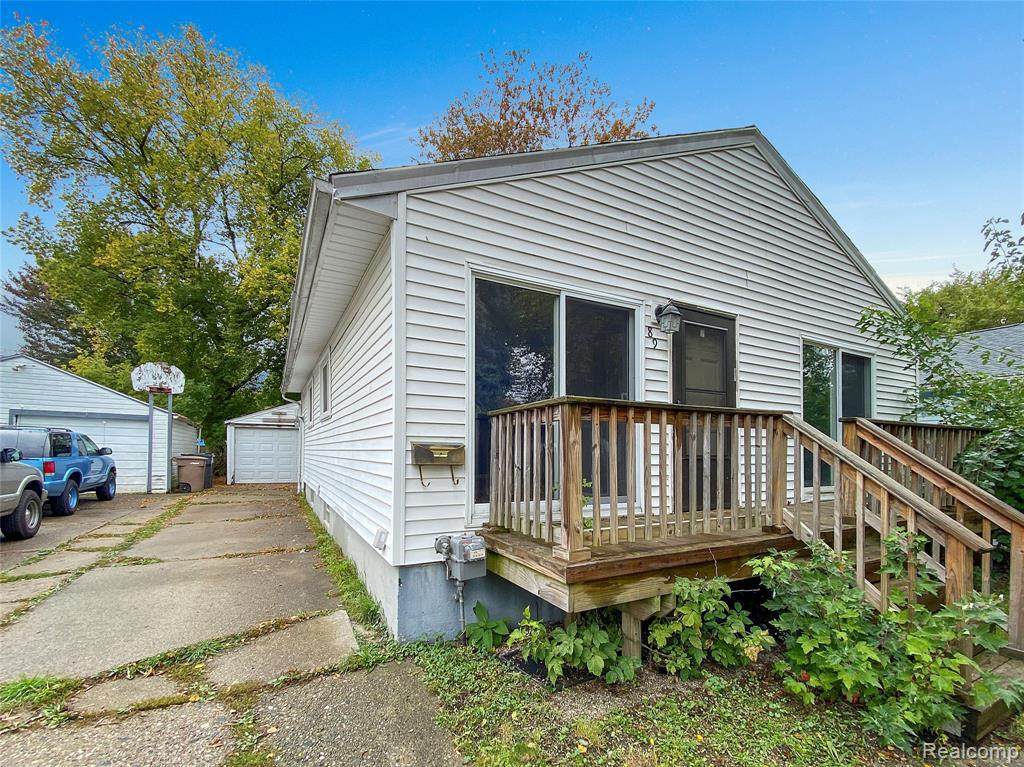 89 Princeton Ave - Photo 1