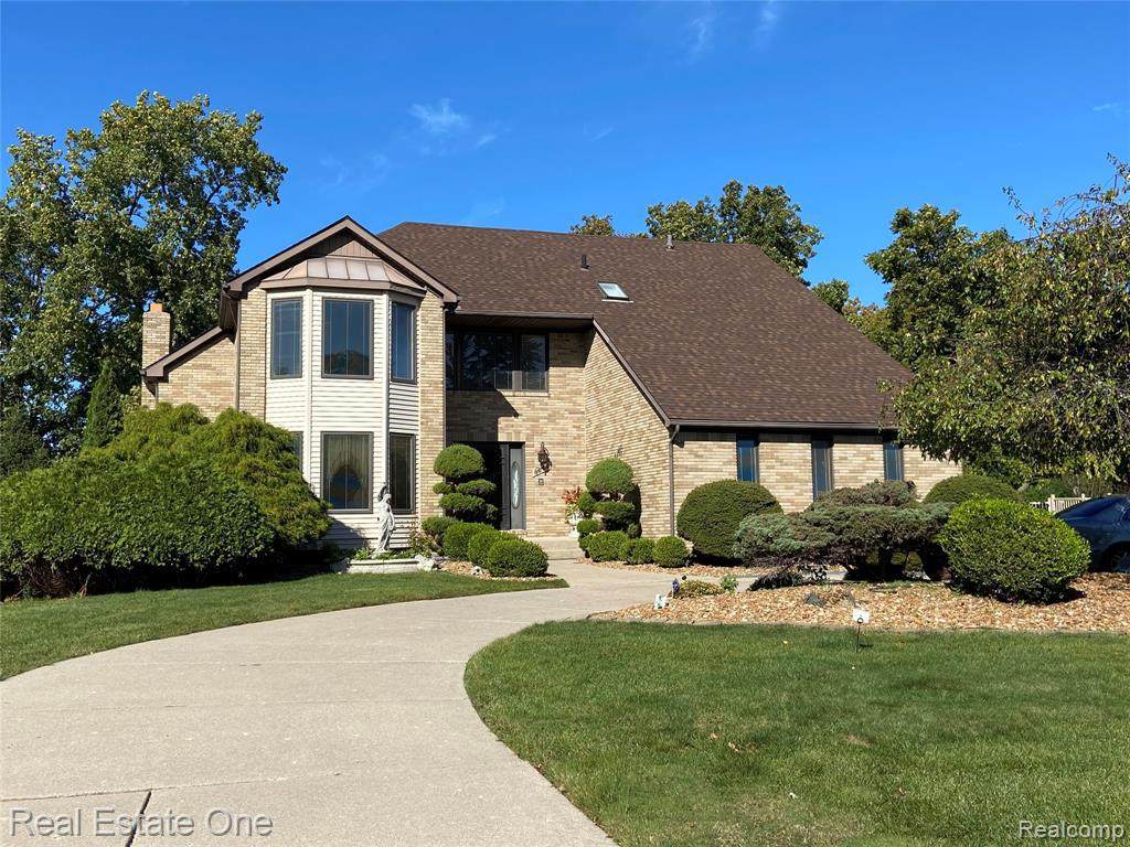 8644 Marquette Dr - Photo 1