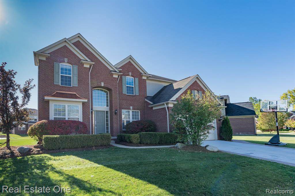 15650 Grosvenor Ln - Photo 1
