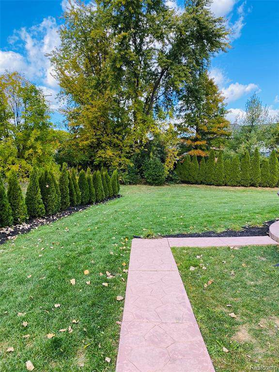 1201 Hendrie - Photo 1