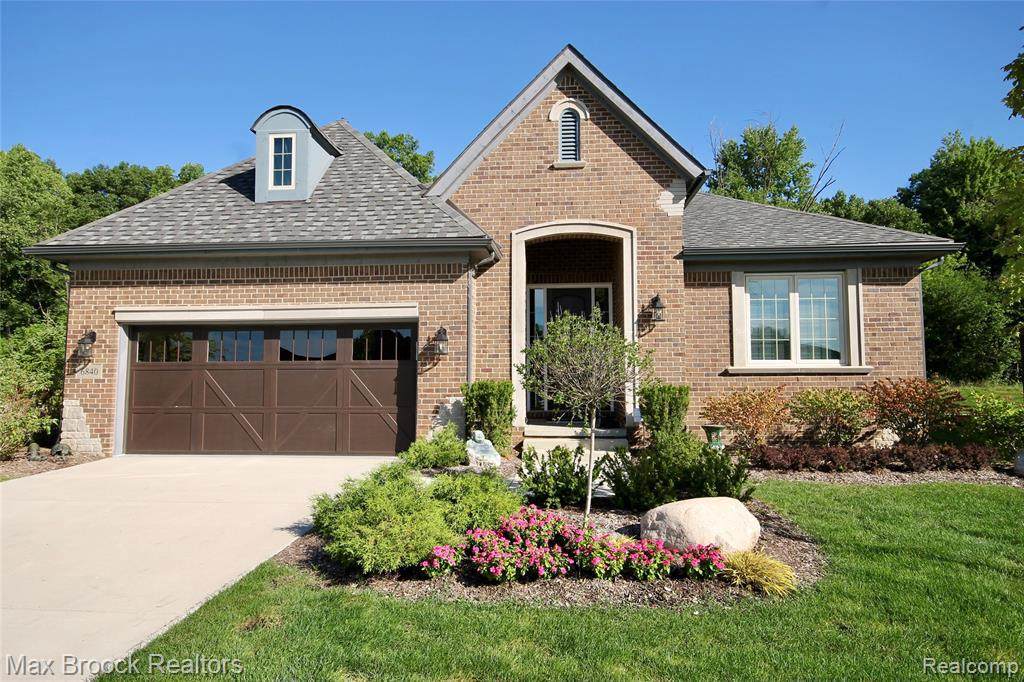 6840 Heirloom Cir - Photo 1