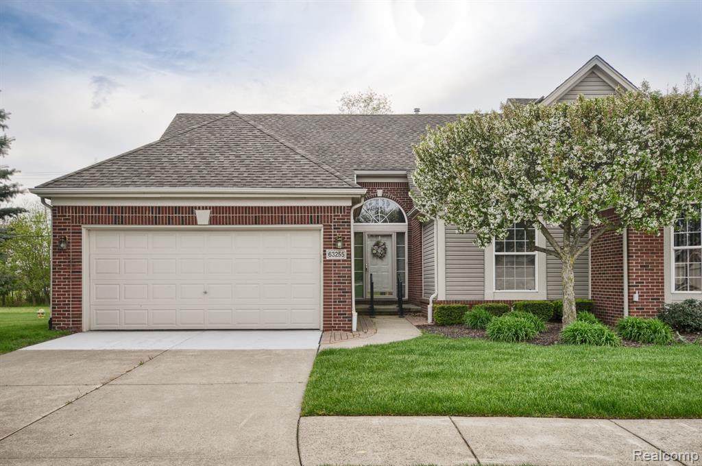 63255 Charleston Dr - Photo 1