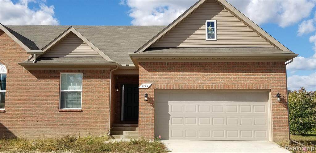 2715 Bluewater St - Photo 1