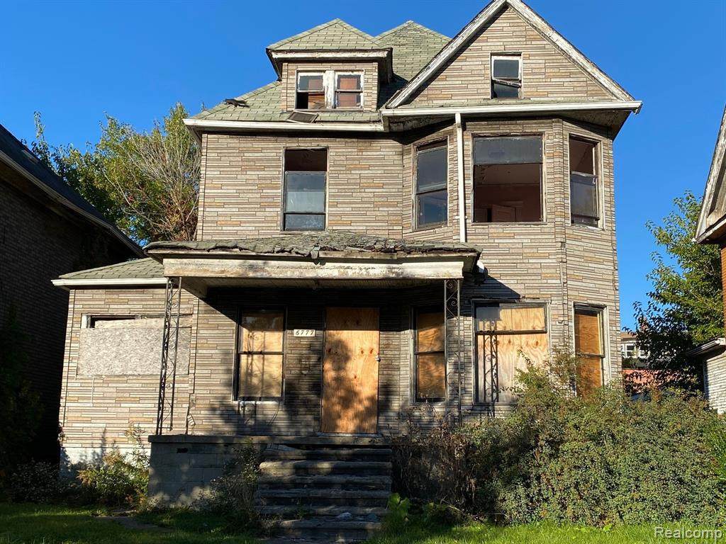 6777 Scotten St - Photo 1