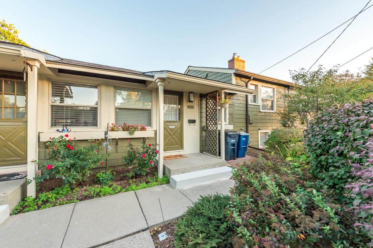 2333 Fernwood Ave - Photo 1