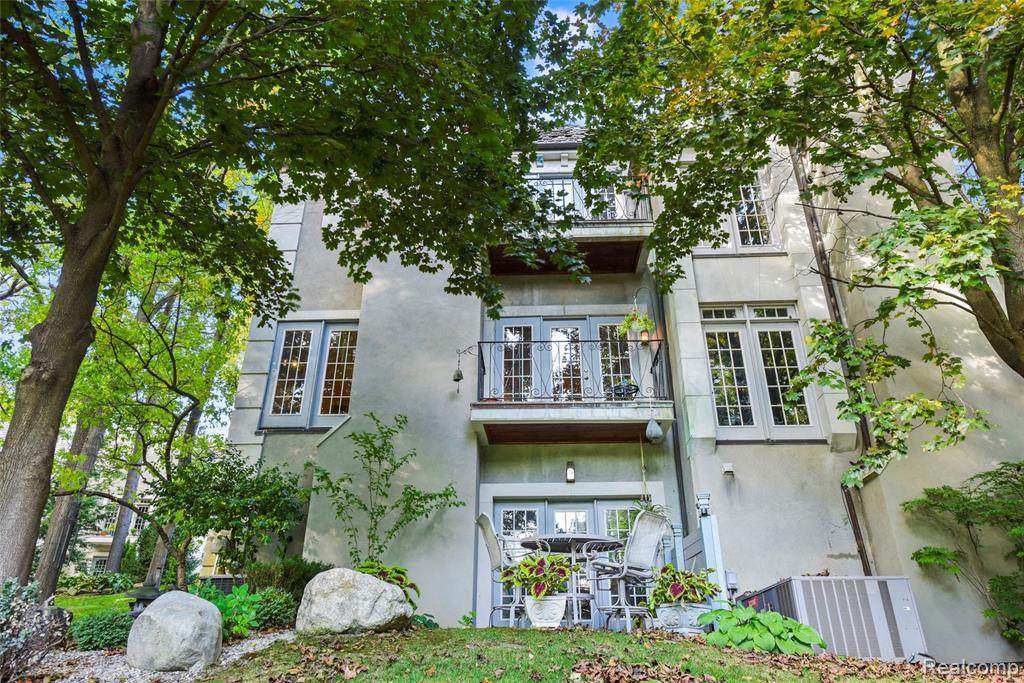 5409 Bristol Parke Dr - Photo 1