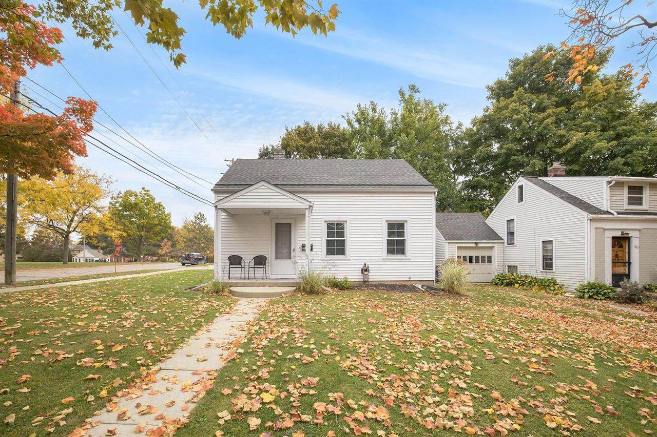1201 Prescott Ave - Photo 1