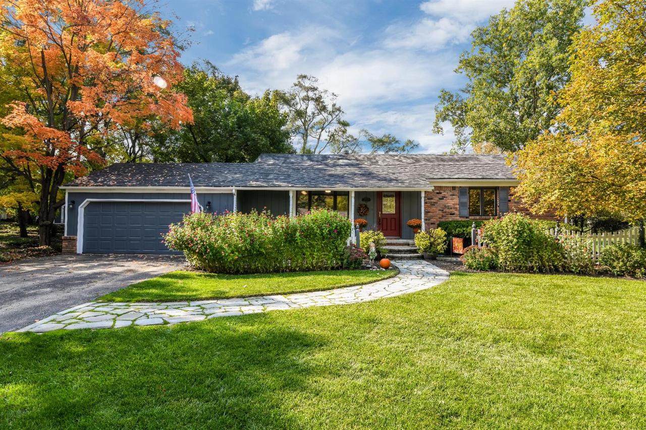 28521 Terrence St - Photo 1