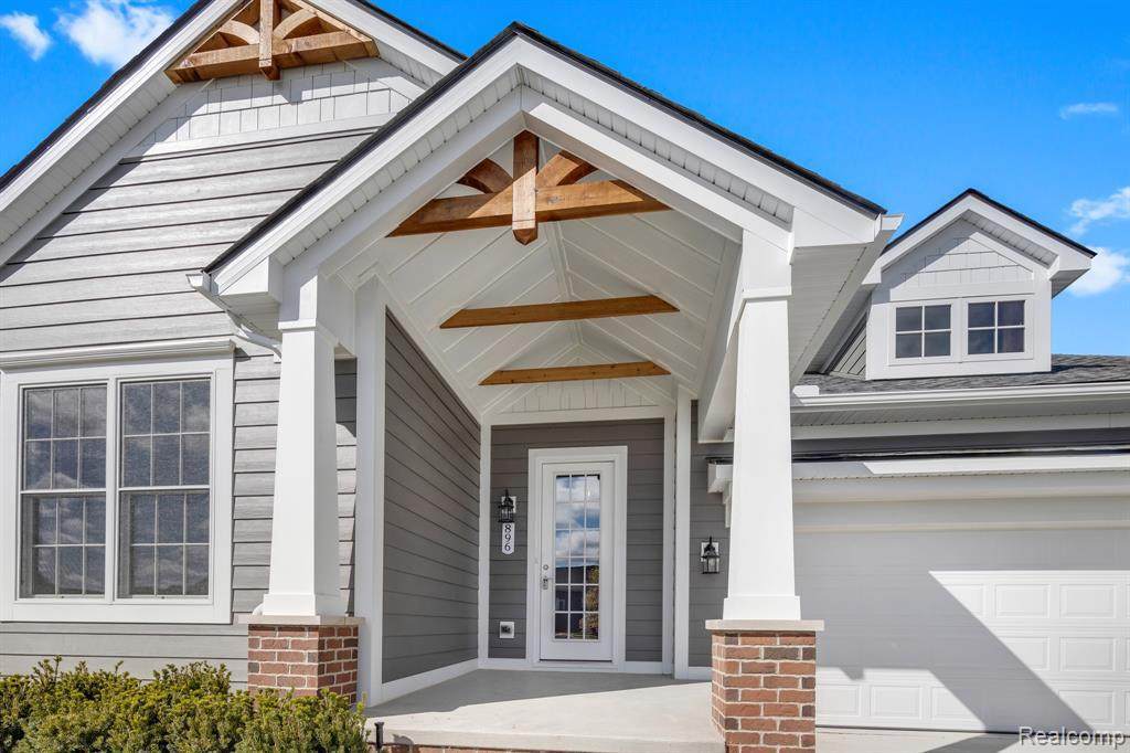 877 Ridge - Photo 1
