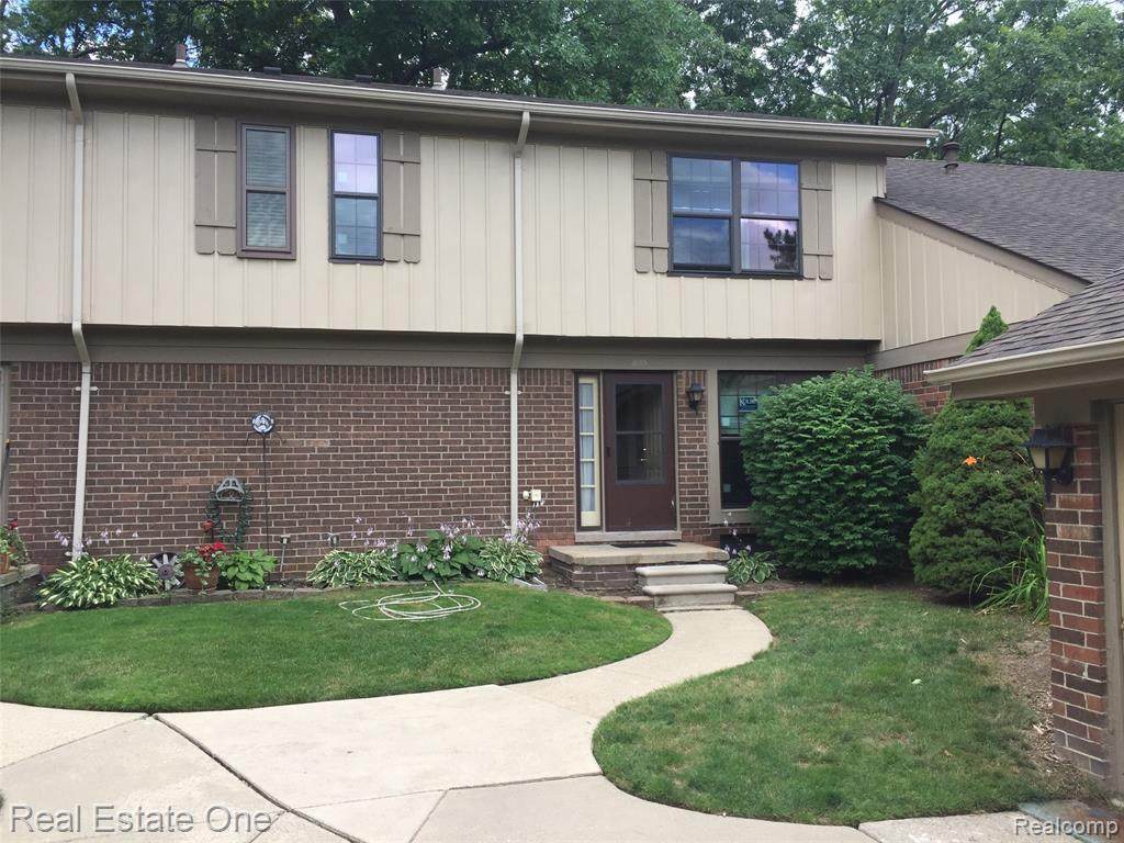 895 Lafayette Crt - Photo 1