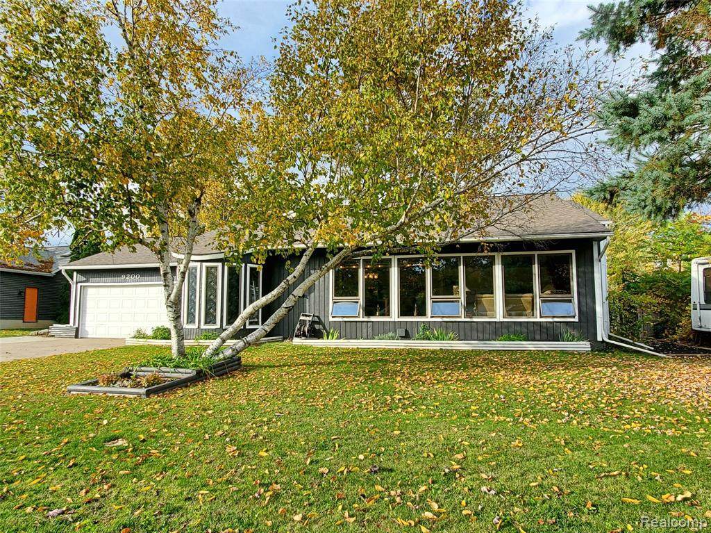 9200 Elaine Dr - Photo 1