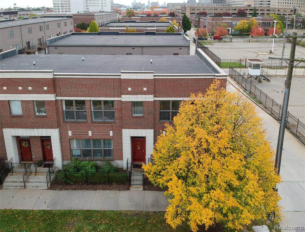 25 Delaware St - Photo 1