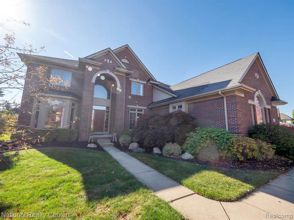 48083 Gladstone Rd - Photo 1