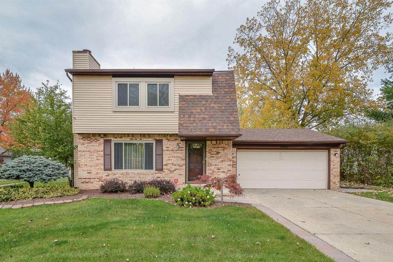 1811 Ashley Dr - Photo 1