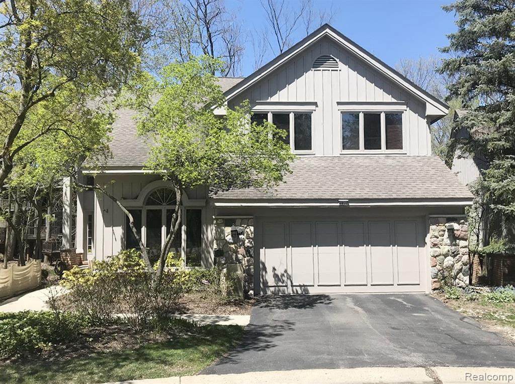4866 Cliffside Dr - Photo 1