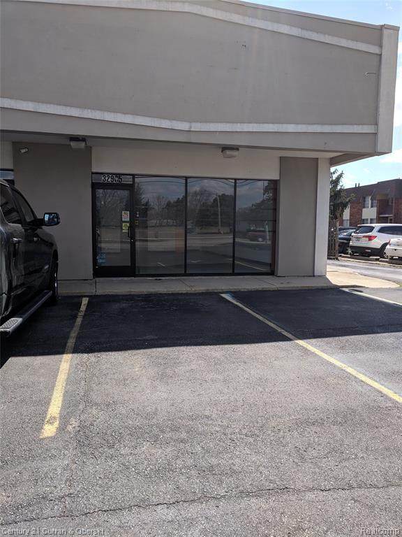 32965 Warren - Photo 1