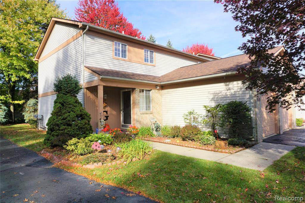 6265 Hunter Pointe St - Photo 1