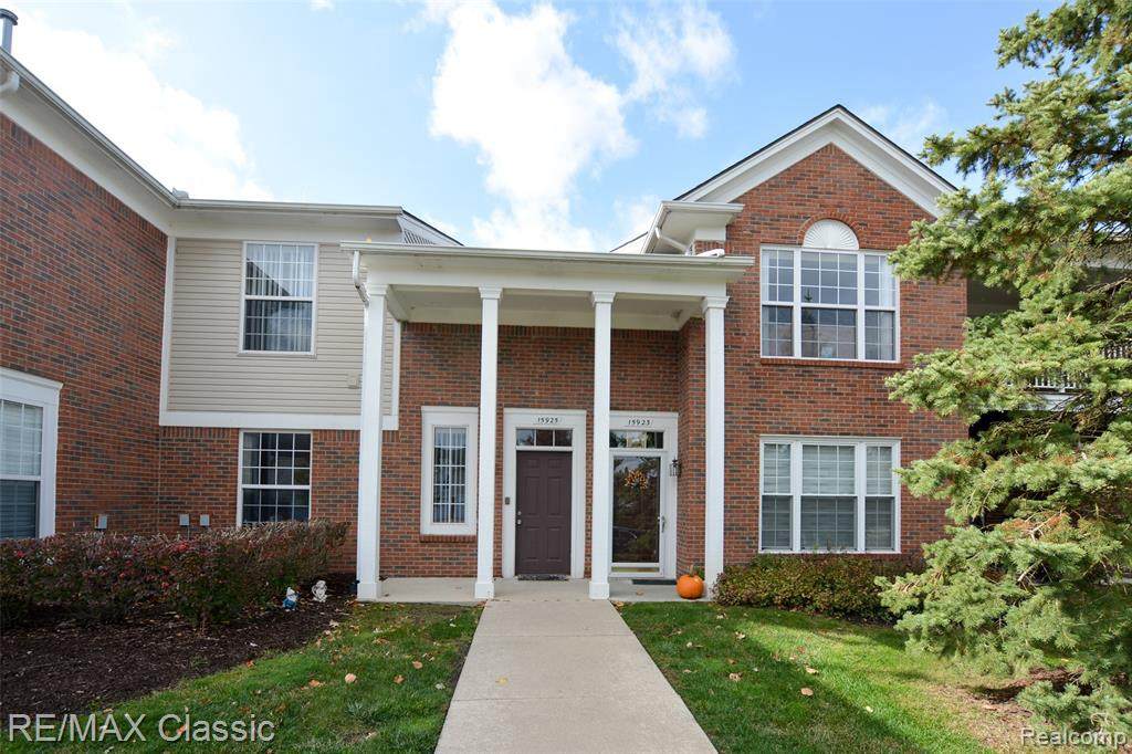 15925 Morningside - Photo 1