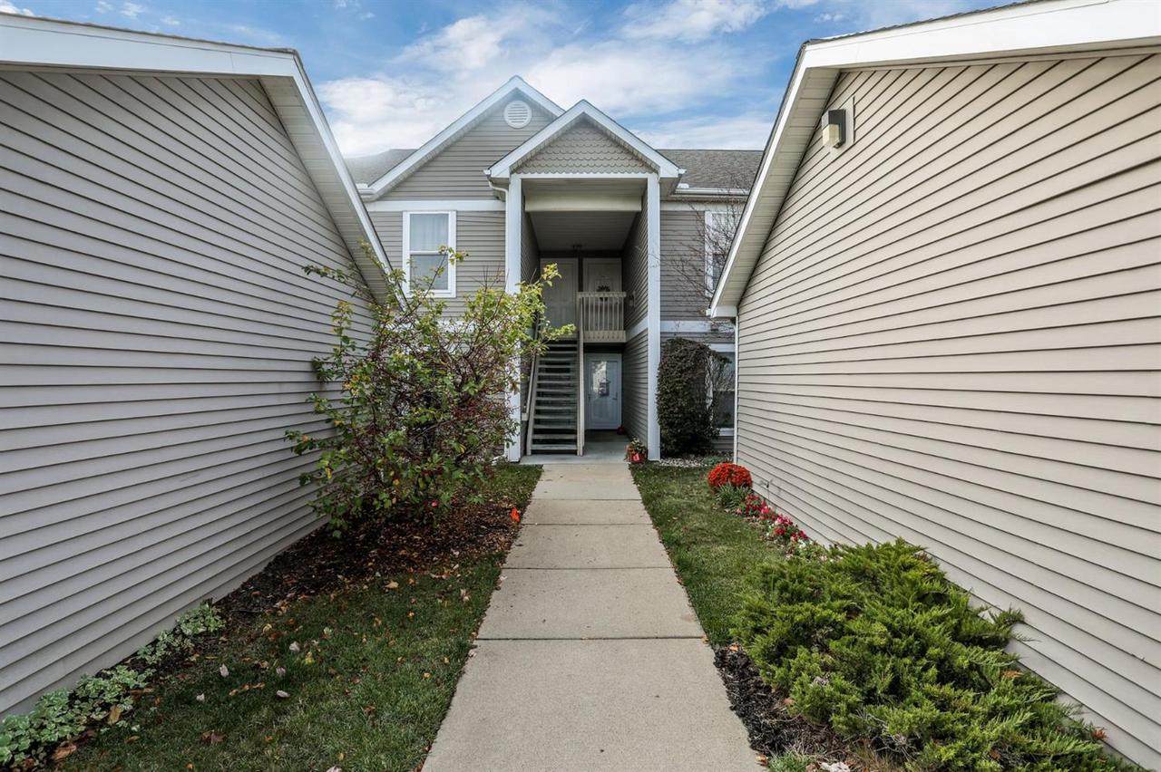 1474 Millbrook Trl - Photo 1